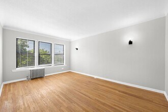 6901 S Merrill Chicago, IL 60649 in Chicago, IL - Building Photo - Building Photo