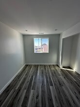 10626 S Gramercy Pl in Los Angeles, CA - Building Photo - Building Photo