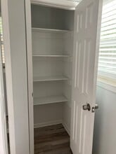 721 Tuskegee St in Grand Prairie, TX - Building Photo - Building Photo