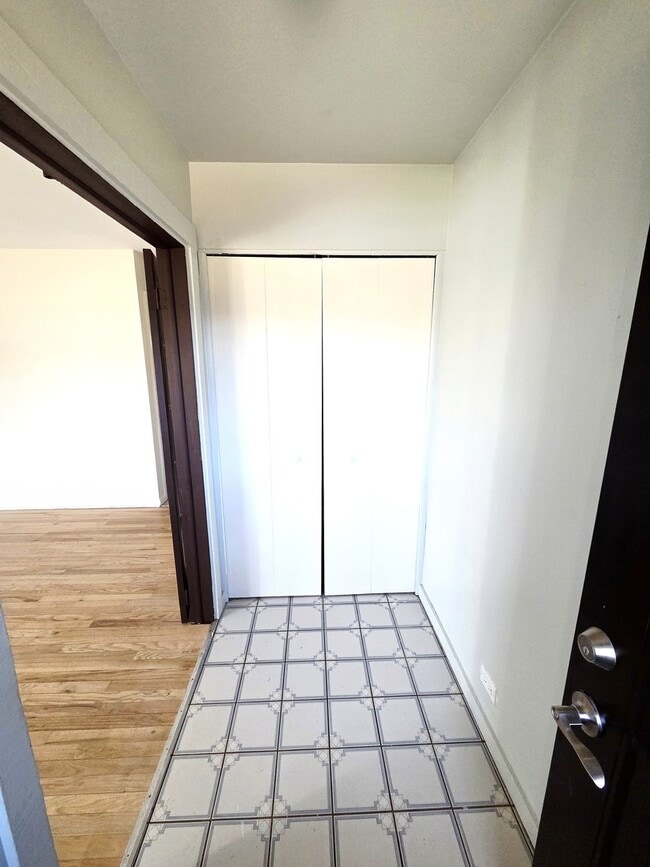 property at 828 Lavergne Ave