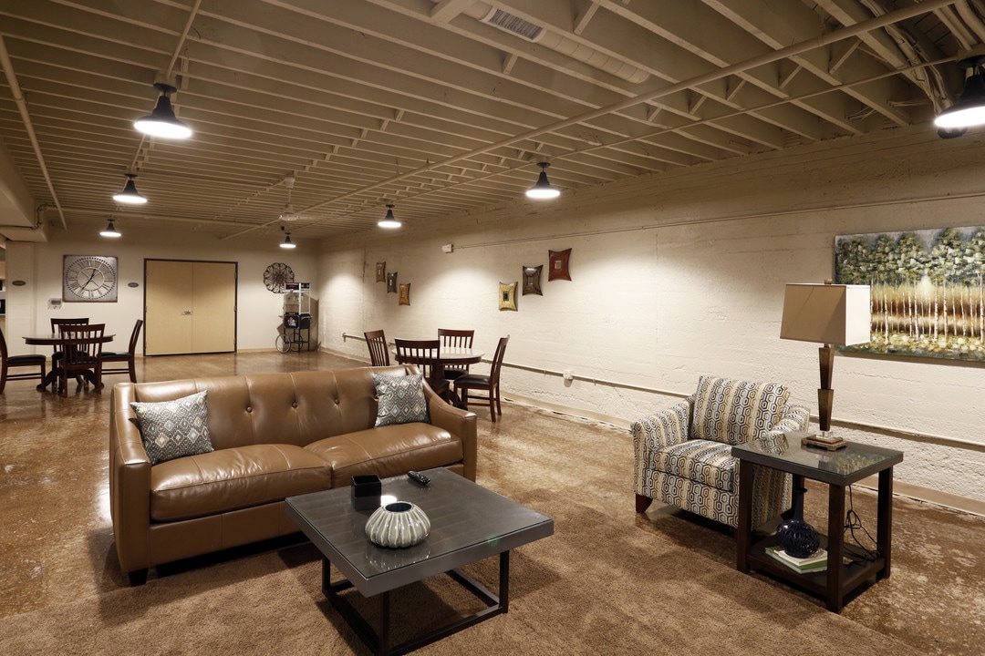 Historic Blue Bell Lofts in Columbia City, IN - Foto de edificio