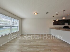 5744 Lexington Ave in Jacksonville, FL - Building Photo - Building Photo