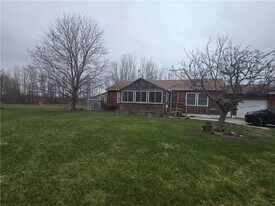 1190 Kent Rd in Kent, NY - Building Photo