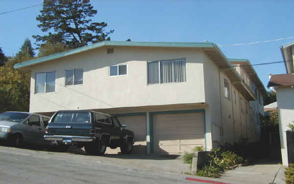 1006 Hill St in Belmont, CA - Building Photo