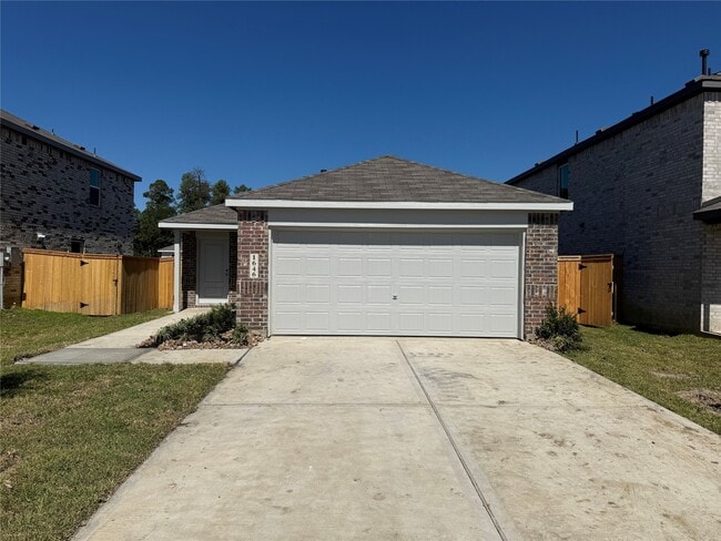 property at 1646 Gardenia Grv Ln