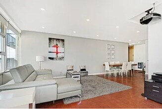 6050 Boulevard E, Unit 15G in West New York, NJ - Building Photo - Building Photo