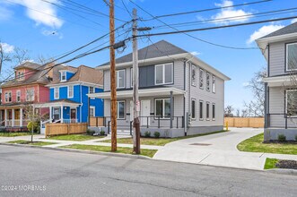 910 Cookman Ave in Asbury Park, NJ - Building Photo - Building Photo