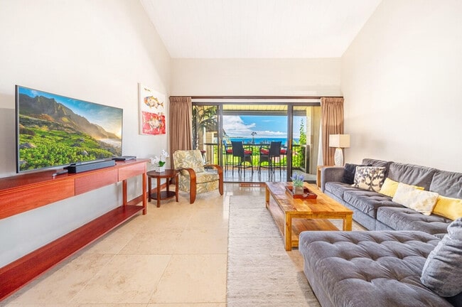 5380 Honoiki Rd
