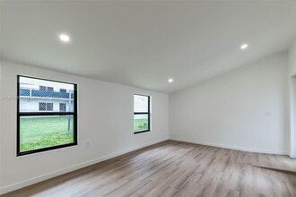 25 NW 78th St in Miami, FL - Building Photo - Building Photo