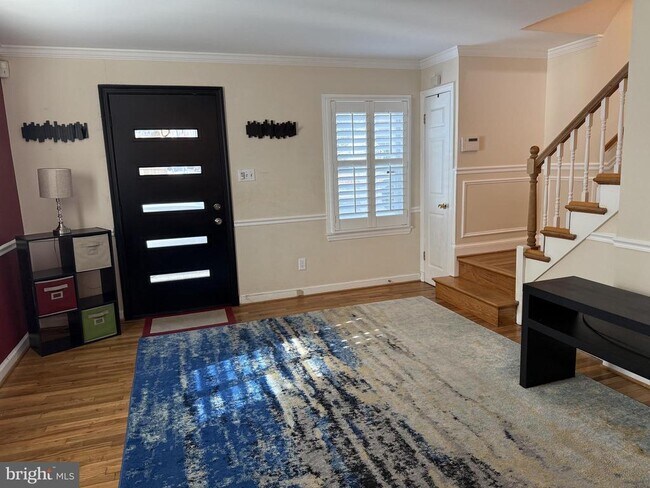 2212 Huntington Ave in Alexandria, VA - Building Photo - Building Photo