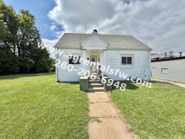 property at 4306 S Hanna St