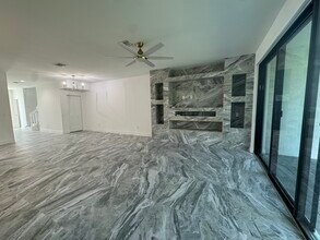 10927 Salt Bay Way in Ft. Myers, FL - Building Photo - Building Photo