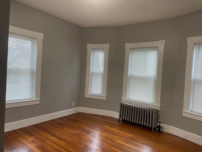 46 Lane St in Lowell, MA - Building Photo - Building Photo