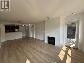 9233 Government St in Burnaby, BC - Building Photo - Building Photo