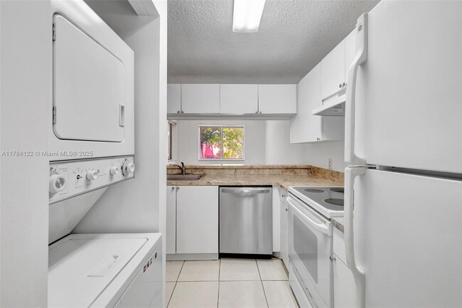 property at 930 Coral Club Dr