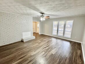 5334 Craigmont Dr in Memphis, TN - Building Photo - Building Photo