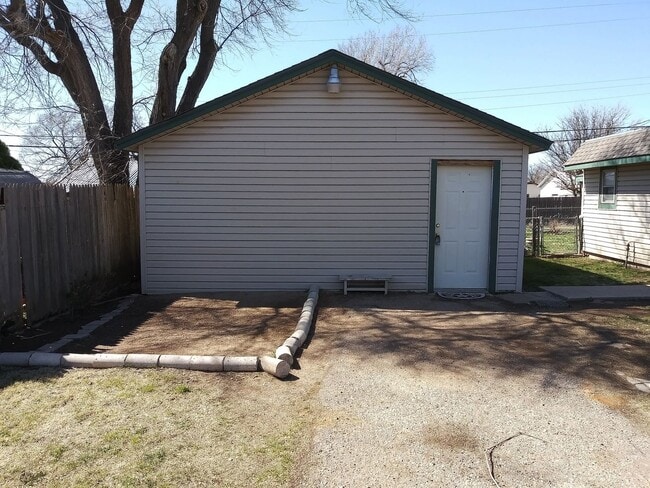 1622 S Palo Duro St