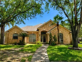 3120 Sand Shadow Dr in League City, TX - Building Photo