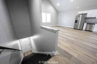 1825 Montcalm St in Indianapolis, IN - Building Photo