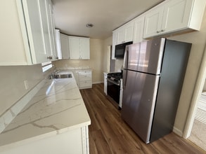 1327 Ashby Ave in Berkeley, CA - Building Photo - Building Photo