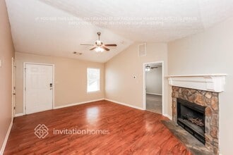 51 Giles Dr in Mcdonough, GA - Foto de edificio - Building Photo