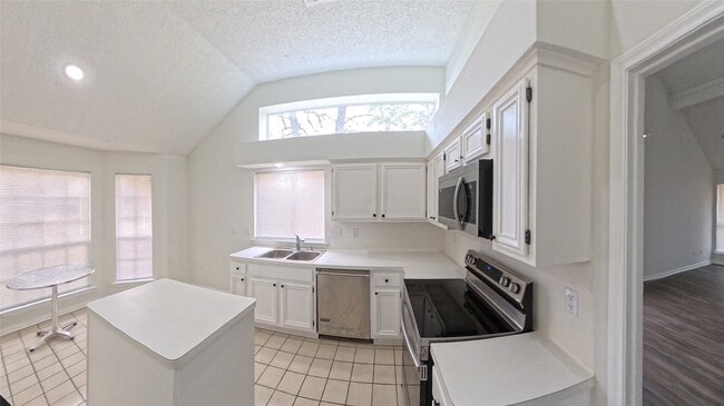 property at 3 Rain Walk Ct