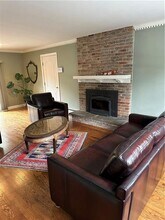 60 Sherwood Dr in Westerly, RI - Building Photo - Building Photo