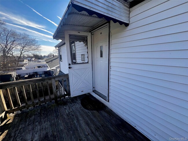 463 Duryea Ave in Uniondale, NY - Building Photo - Building Photo