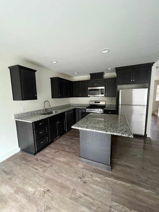 property at 1396 S Wahanna Rd