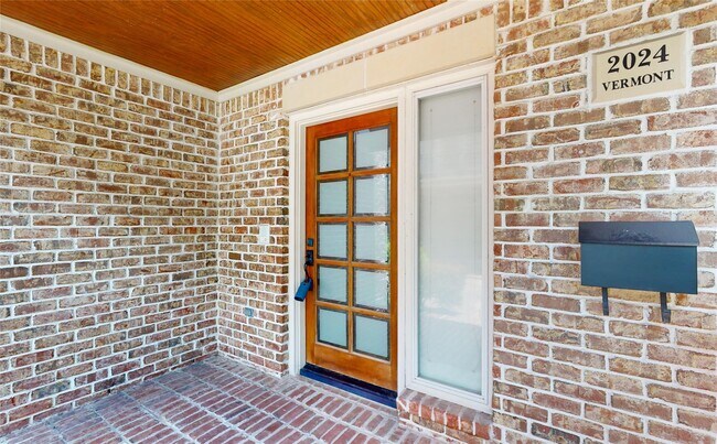 2024 Vermont St in Houston, TX - Building Photo - Building Photo