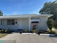 1424 SE 3rd Terrace in Deerfield Beach, FL - Building Photo - Building Photo