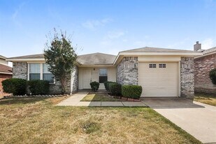 1622 Sax Leigh Dr in Dallas, TX - Building Photo