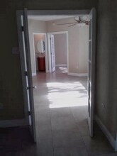 2445 SW 18th Terrace in Fort Lauderdale, FL - Building Photo - Building Photo