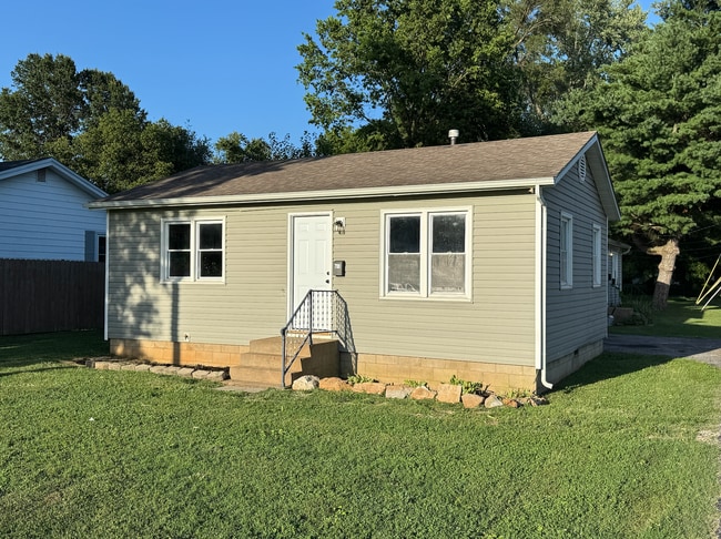 property at 700 S West Ave