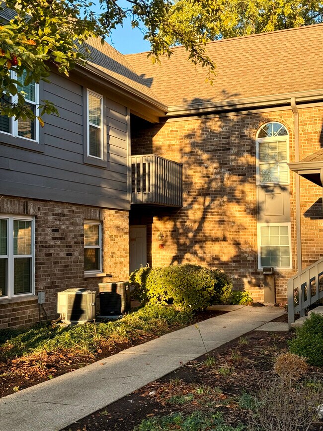 35 Foxcroft Rd in Naperville, IL - Building Photo - Building Photo