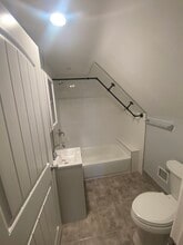 220 Hayward Pl, Unit Floor 2 in Wallington, NJ - Building Photo - Building Photo