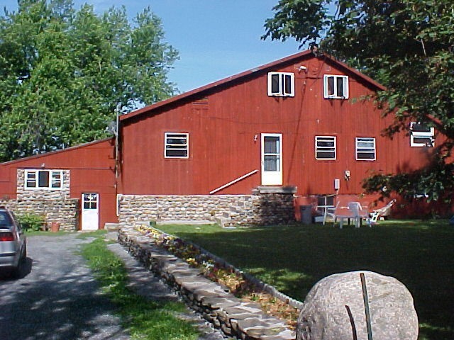 2863 Ridge Rd in Manlius, NY - Building Photo