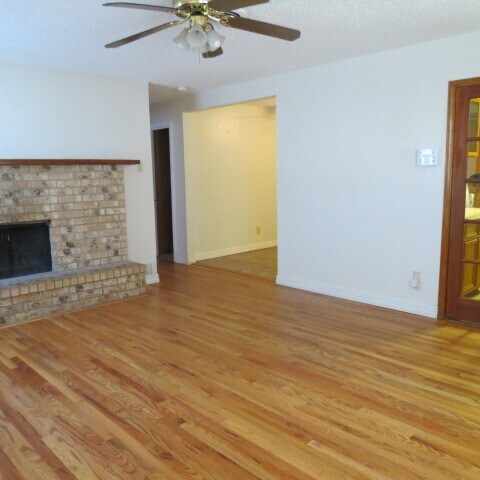 5313 23rd St in Lubbock, TX - Building Photo