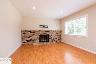 1735 Seville Way in San Jose, CA - Building Photo - Building Photo