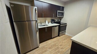 39150 Cedar Blvd in Newark, CA - Building Photo