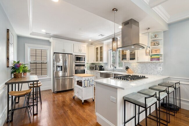 22 Mercer St, Unit 2