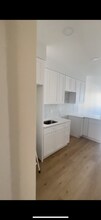 906 Hancock St, Unit Apt 3R in Brooklyn, NY - Building Photo - Building Photo