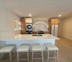 222 28th St in Miami Beach, FL - Building Photo - Building Photo