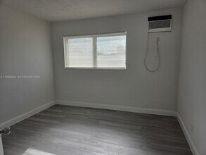 1628 SW 7th St in Miami, FL - Building Photo - Building Photo