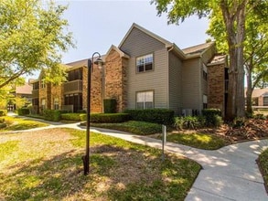 2500 Winding Creek Blvd, Unit B201 in Clearwater, FL - Foto de edificio - Building Photo