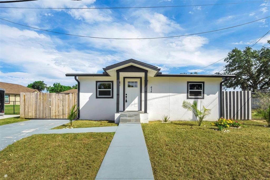 414 Monroe Ln in Haines City, FL - Building Photo