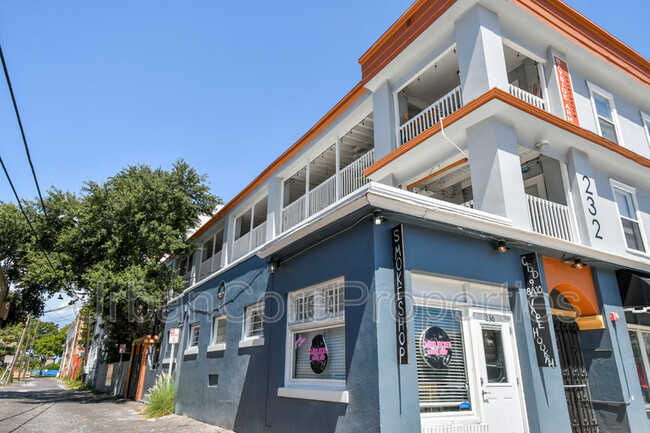 Bayside Arms Apartments in St. Petersburg, FL - Building Photo - Building Photo