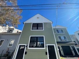 119 Lewis St in Paterson, NJ - Building Photo