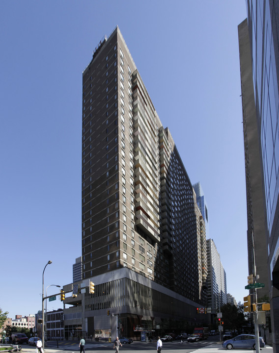 Kennedy House in Philadelphia, PA - Building Photo