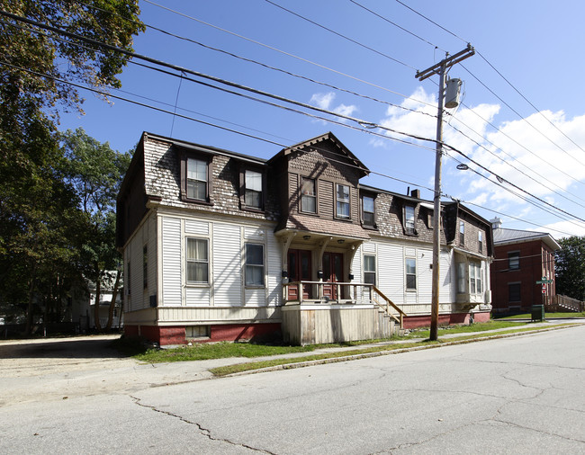 18-24 Cumberland St in Brunswick, ME - Building Photo - Building Photo